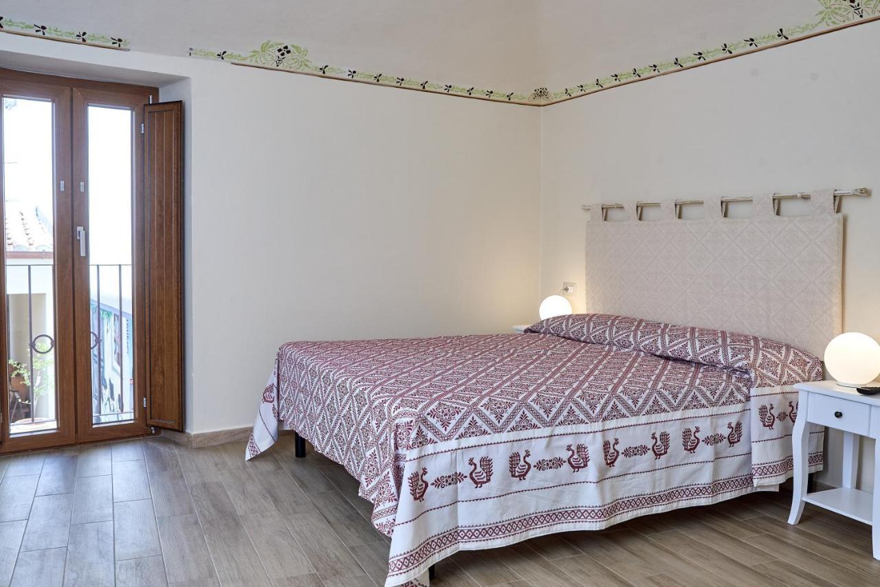 Casa Masuri, nel cuore di Dorgali Esterno foto