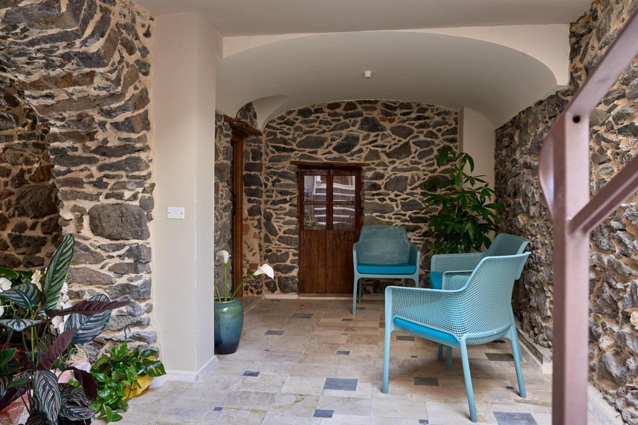 Casa Masuri, nel cuore di Dorgali Esterno foto