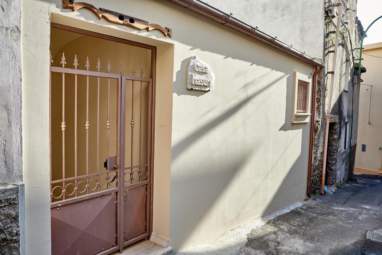 Casa Masuri, nel cuore di Dorgali Esterno foto